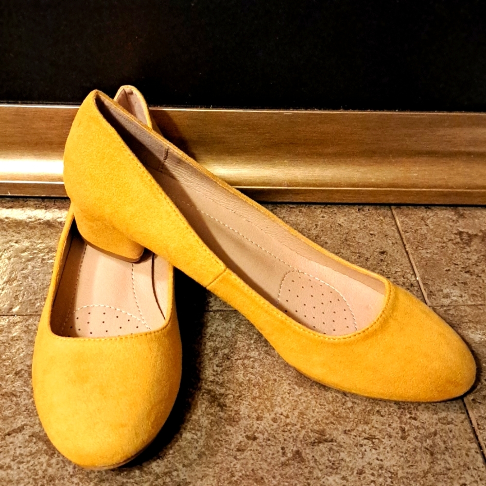 Forever mustard yellow shoes